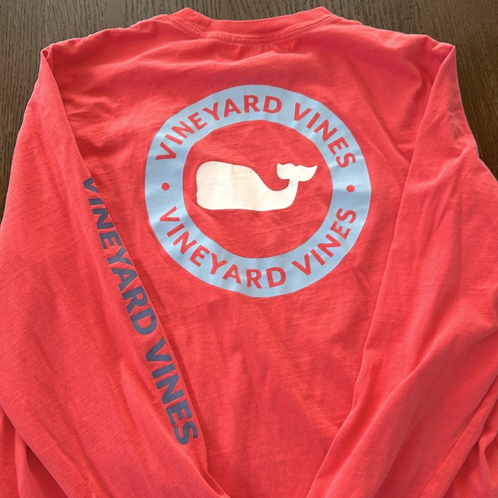 Vineyard vines boys XL long sleeve tee.No blemishes or stains